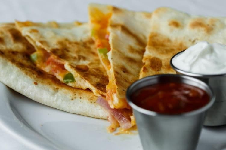 1/2 Quesadilla