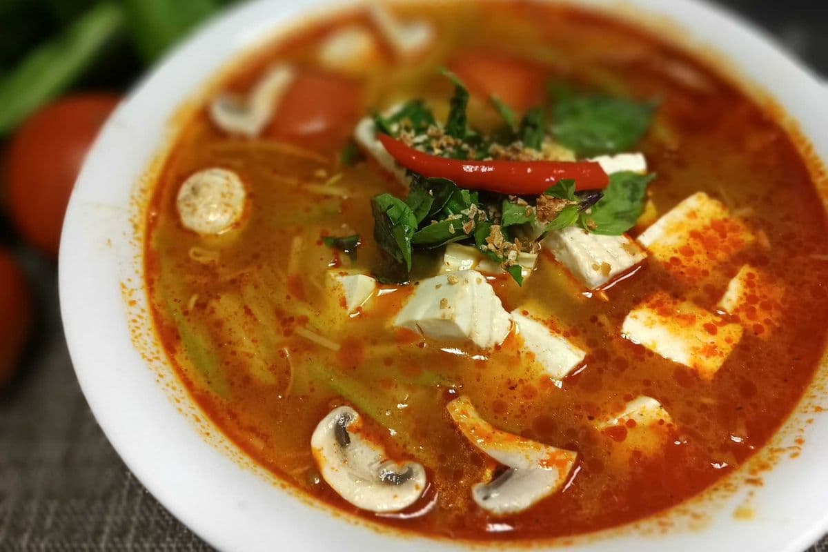 610. Canh Chua Chay