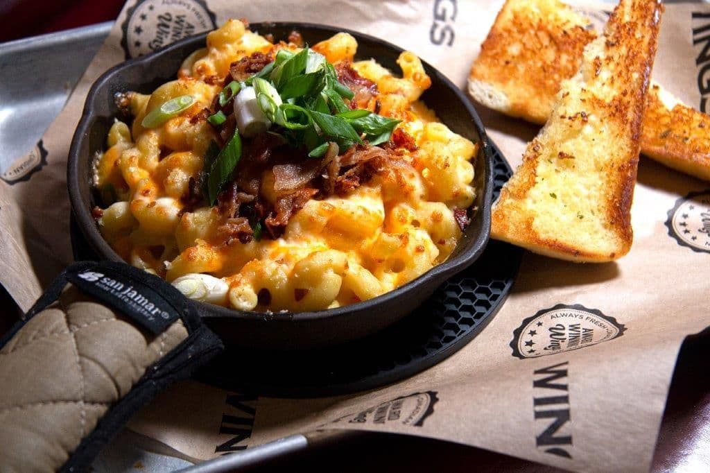 Bacon Mac+Cheese Skillet
