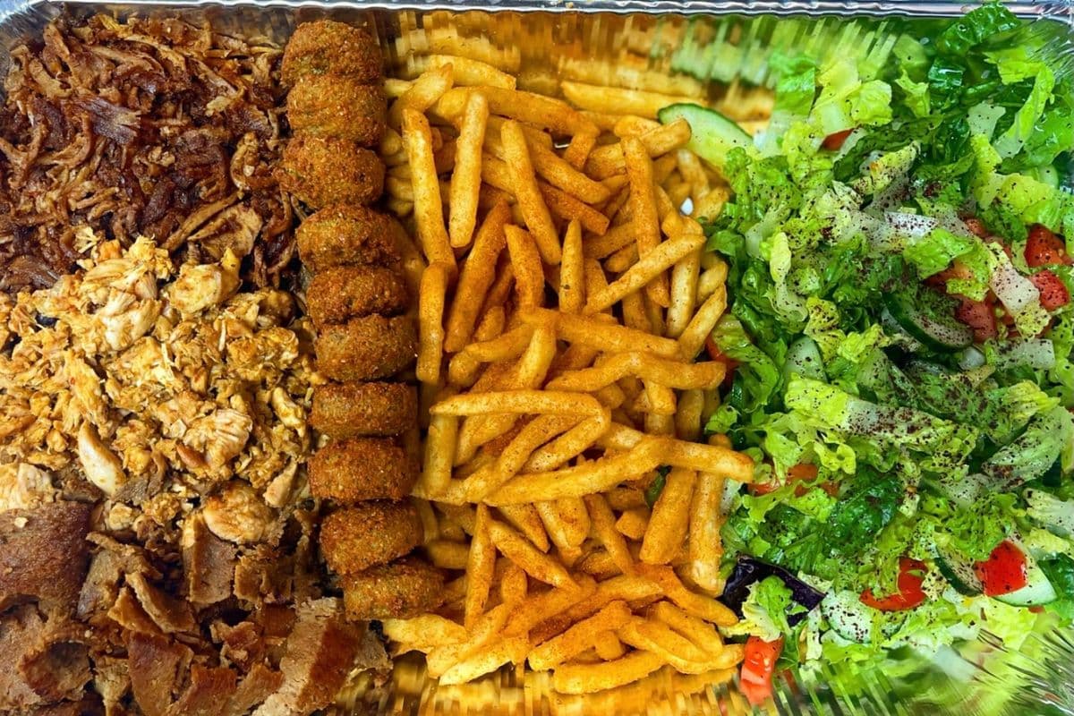 Tuque Royal Platter