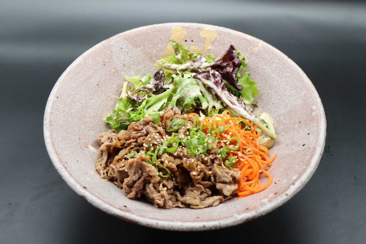 Garlic Beef Rice Bowl