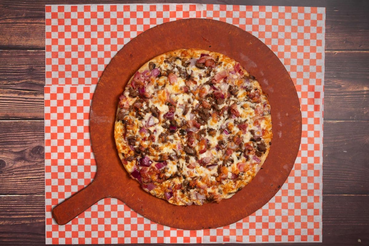 12" Medium Supreme Steak Pizza