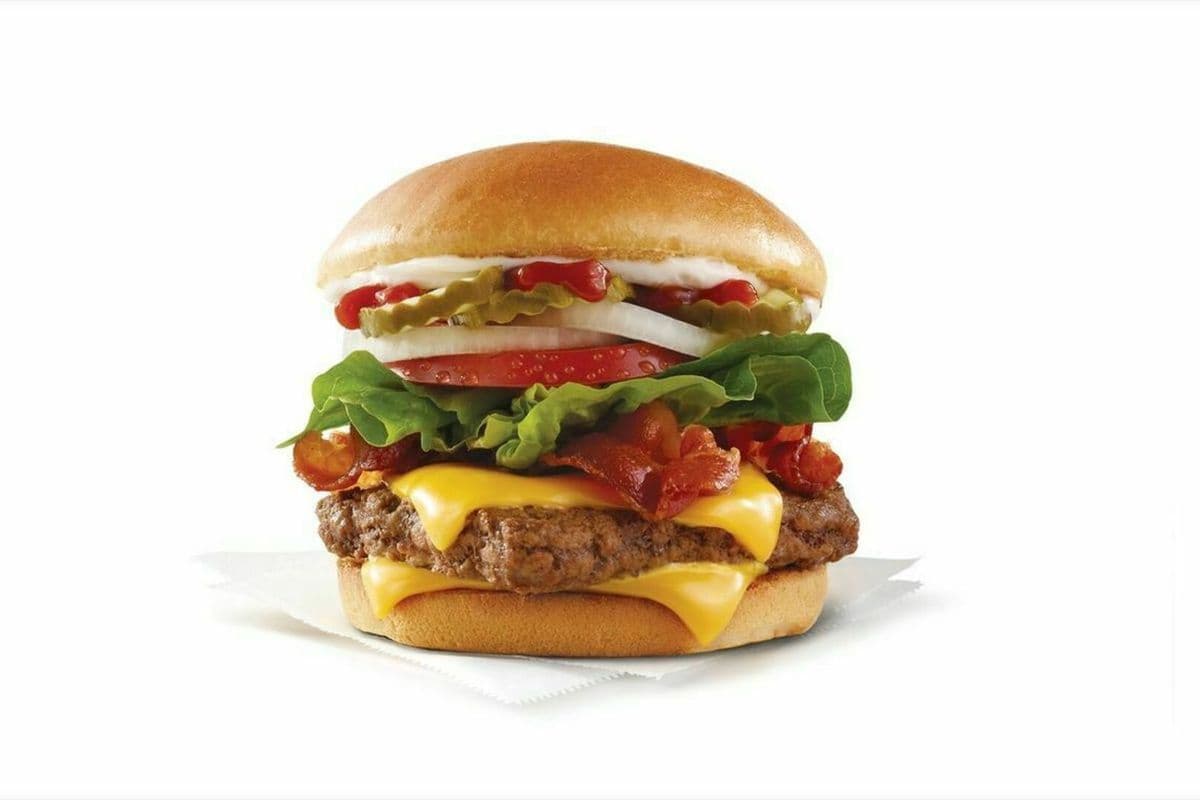 Bacon Deluxe 1/4 lb* Single with Cheese (Cals: 650)