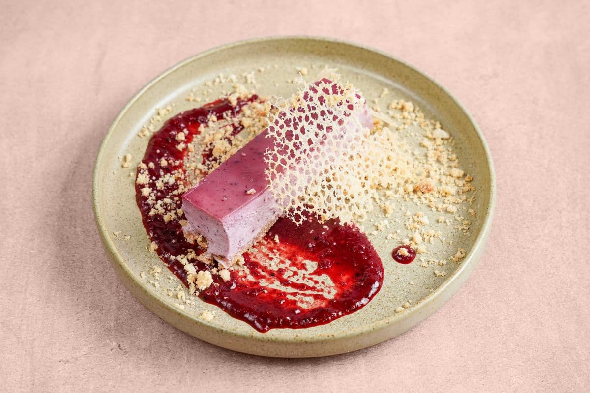 Gâteau au fromage et à la camerise
