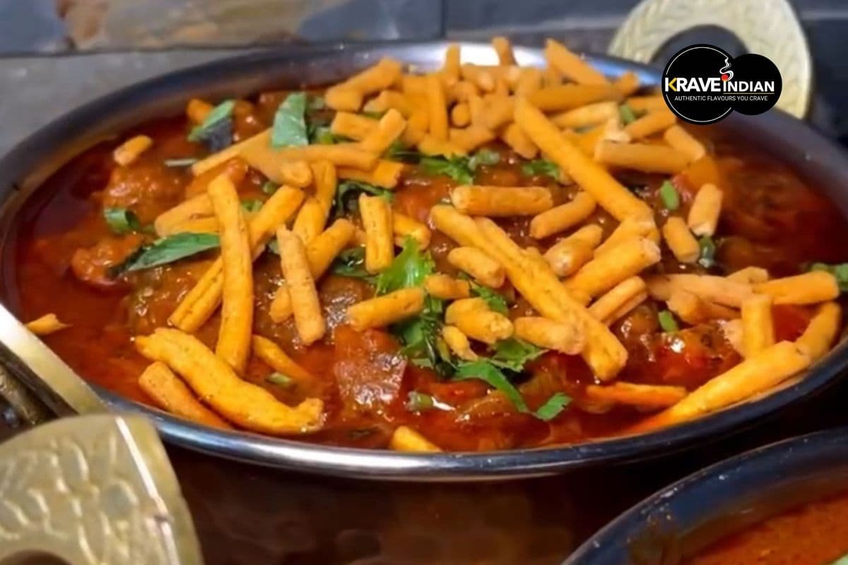 Sev Tamatar Ki Subzi