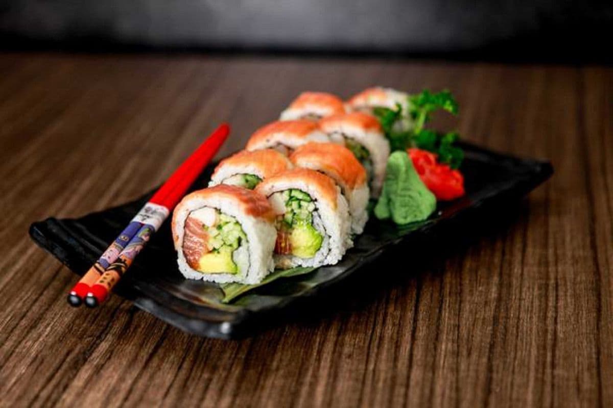 Toronto Roll (8 pcs)