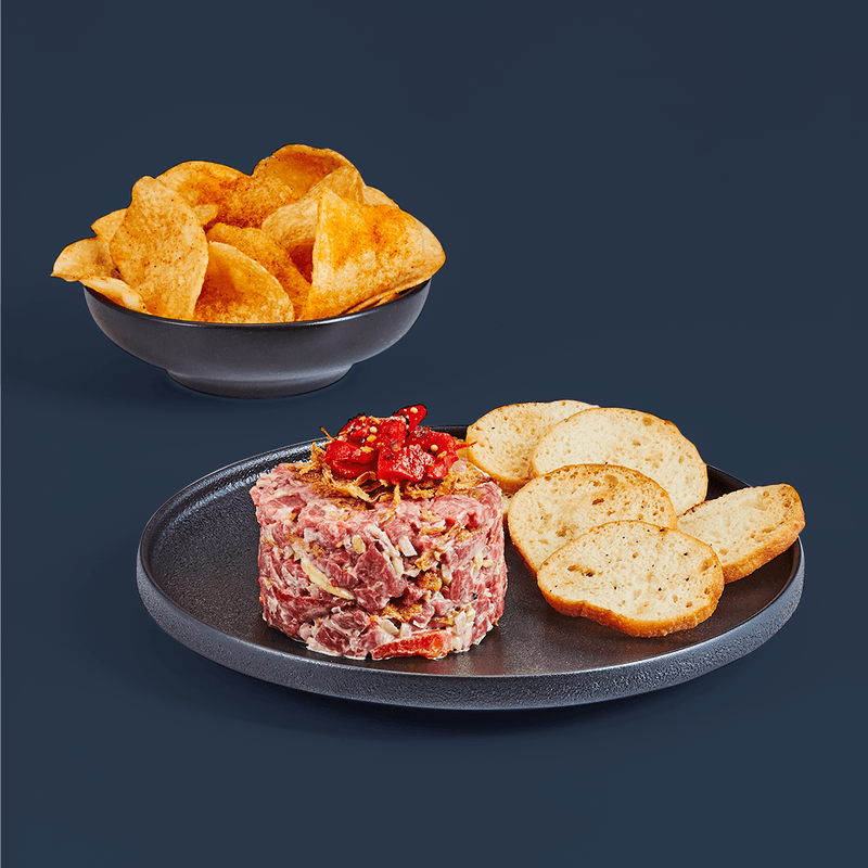 Tartare de Boeuf style Steakhouse (Portion Régulière) / Steakhouse Style Beef Tartare (Regular Portion)
