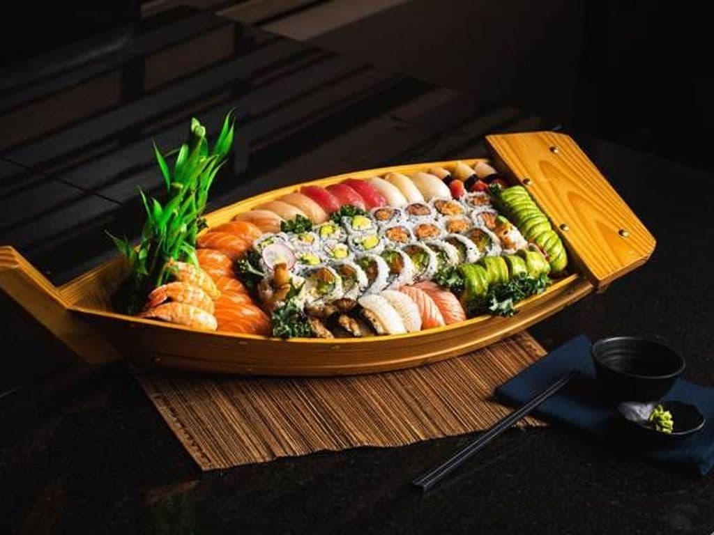 P20. Sushi Omigoto B (64 pcs)