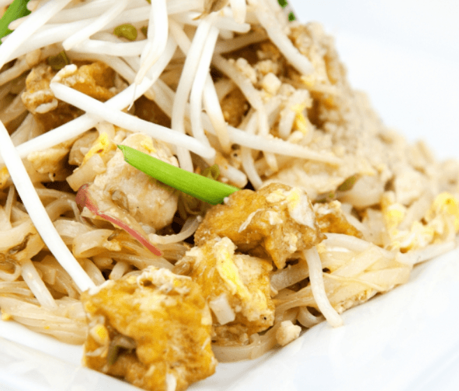 Curry Pad Thai (Flat Thin Rice Noodle)