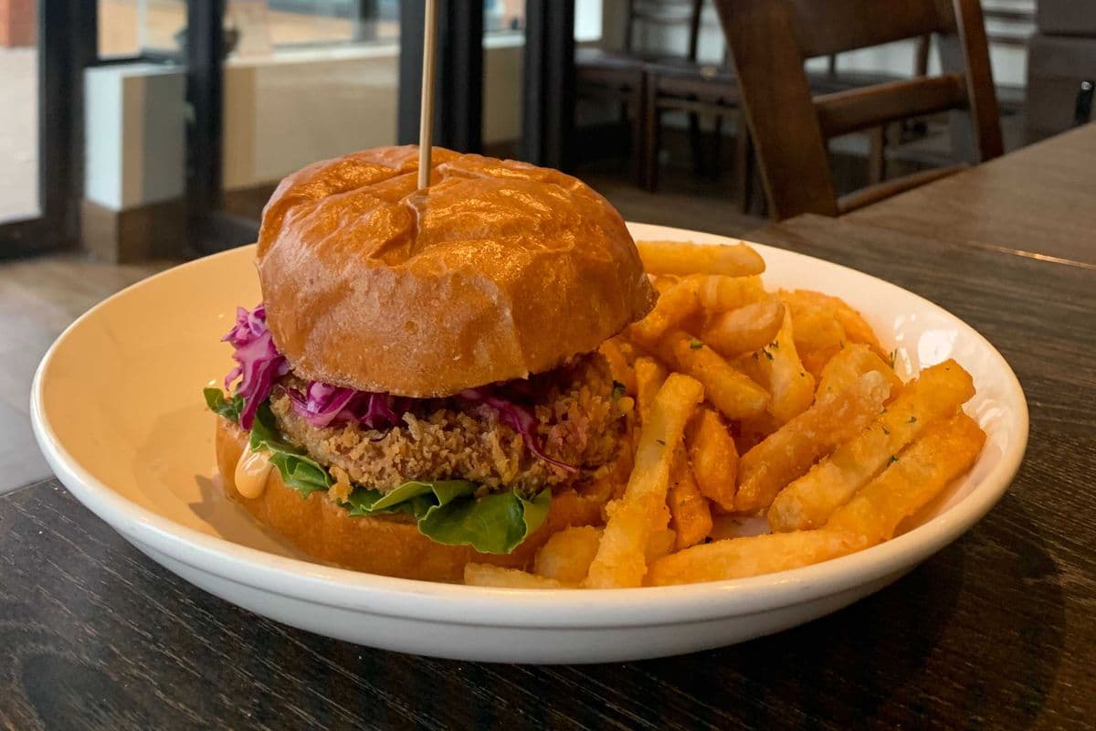 Crispy Chickenless Sandwich
