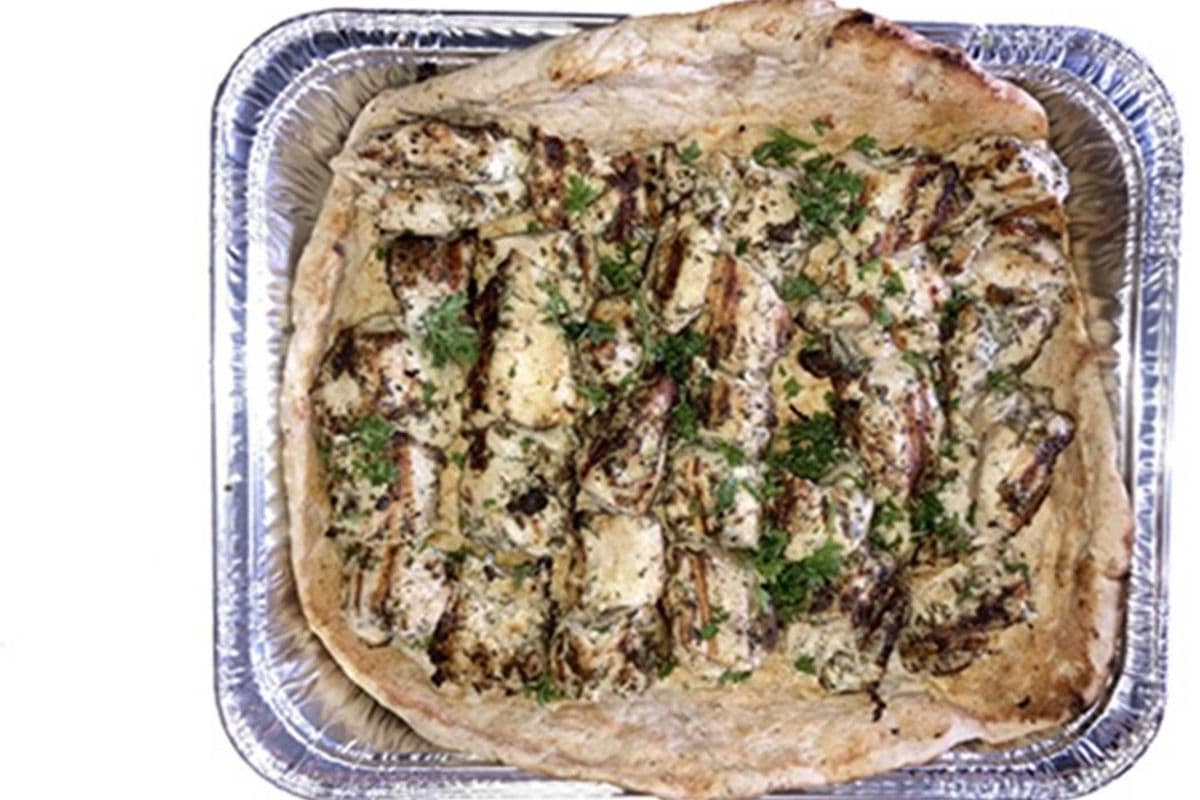 Chicken breast kebab tray with8 OZ garlic Sauce
