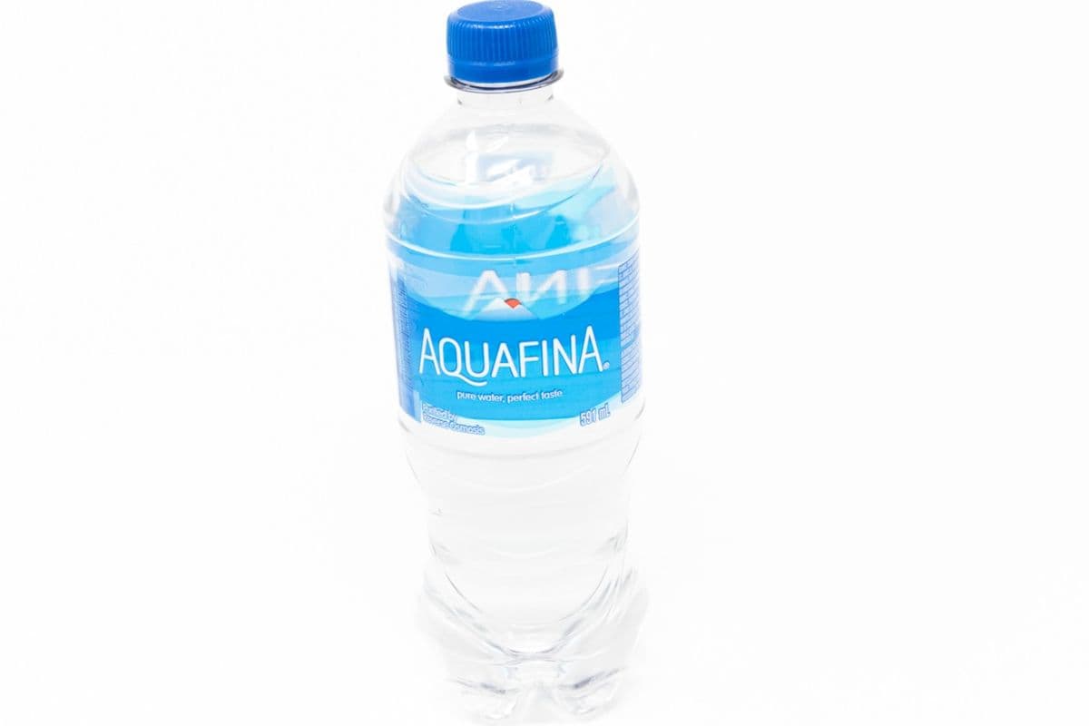 Aquafina (591 ml)