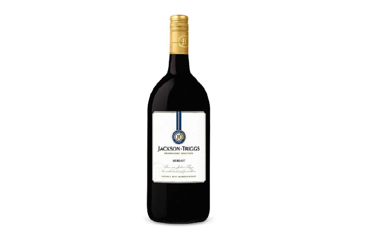 Jackson Triggs Merlot (1.5 L Bottle) (1 x 1.5 L)