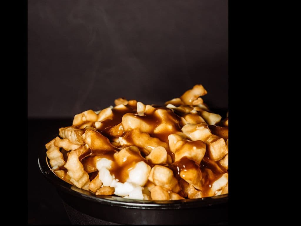 Poutine classique / Classic Poutine