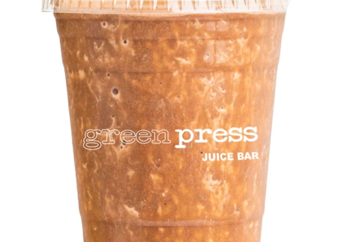 Chocolate Peanut Butter Smoothie (360 Cal)