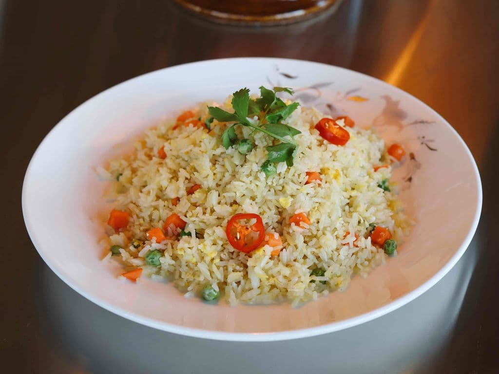 C11 - Egg Fried Rice (Cơm Chiên Trứng)