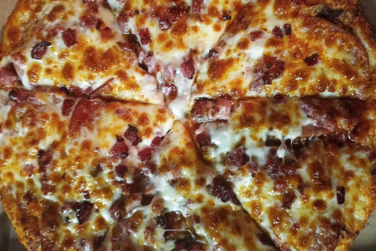 10" Canadian Pizza