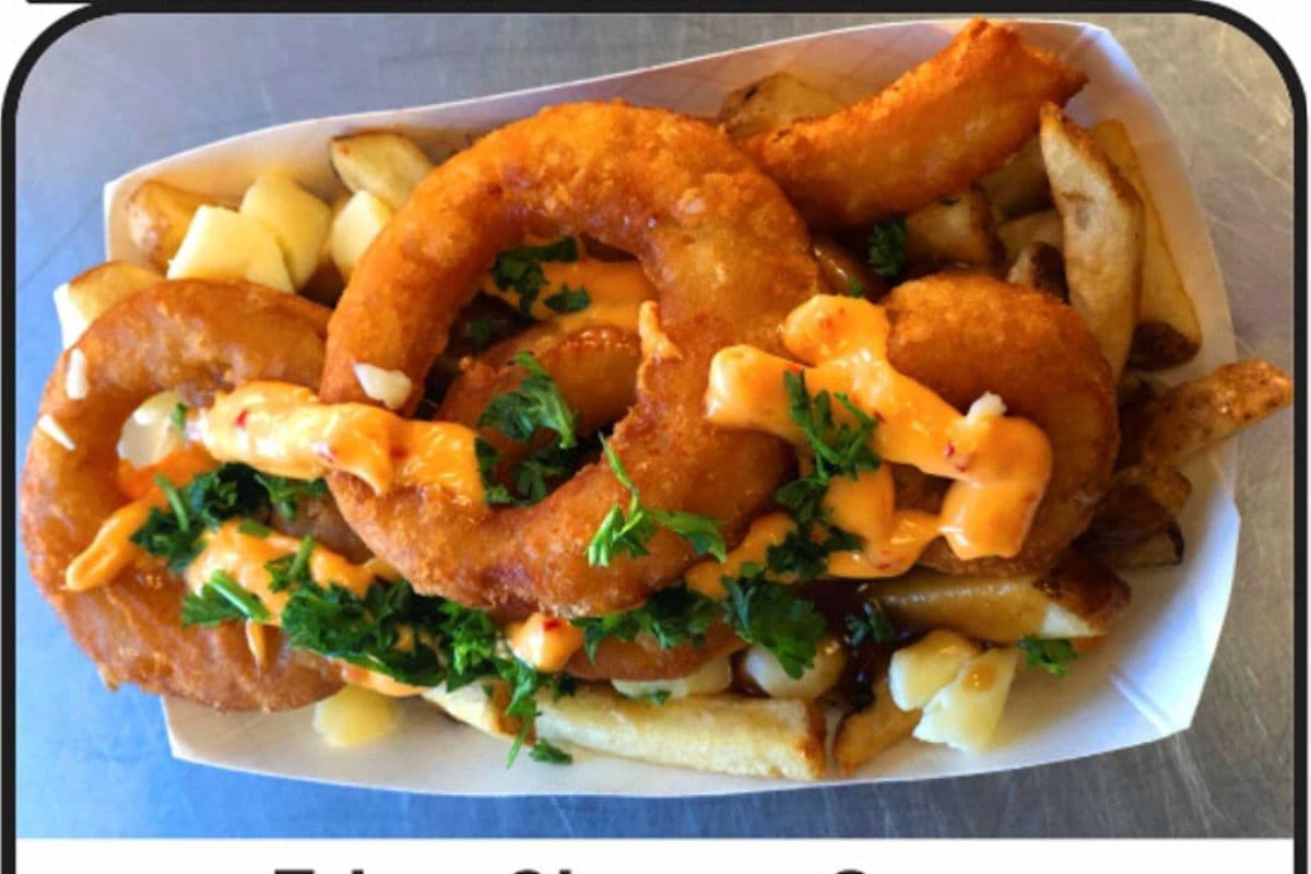 Onion Ring Poutine