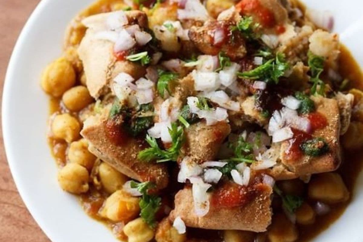Veg Samosa Chaat