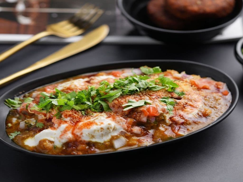 Aloo Tikki Chaat