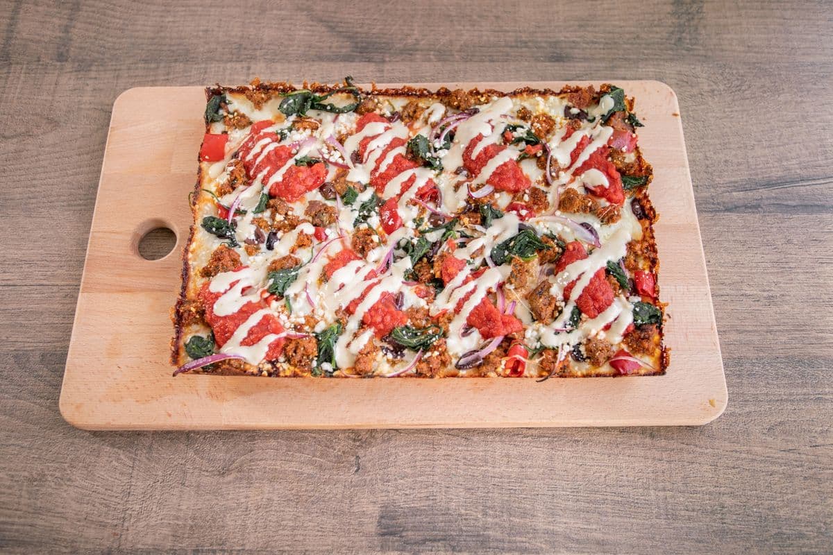 Large Mediterranean Pizza