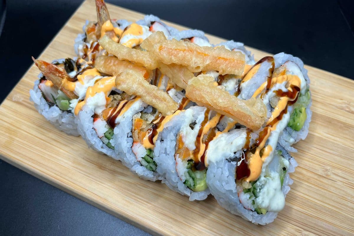 Dynamite Roll (10 pcs)