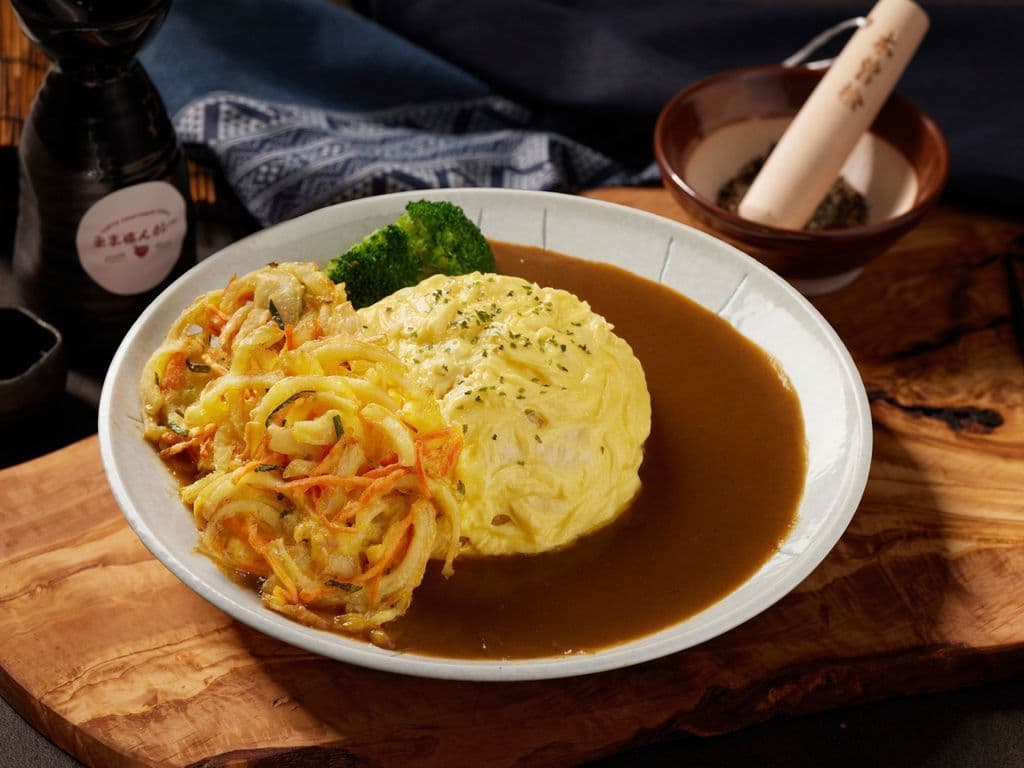 Tempura Yasai Omelette Curry Rice 歐姆蛋炸蔬菜咖哩飯