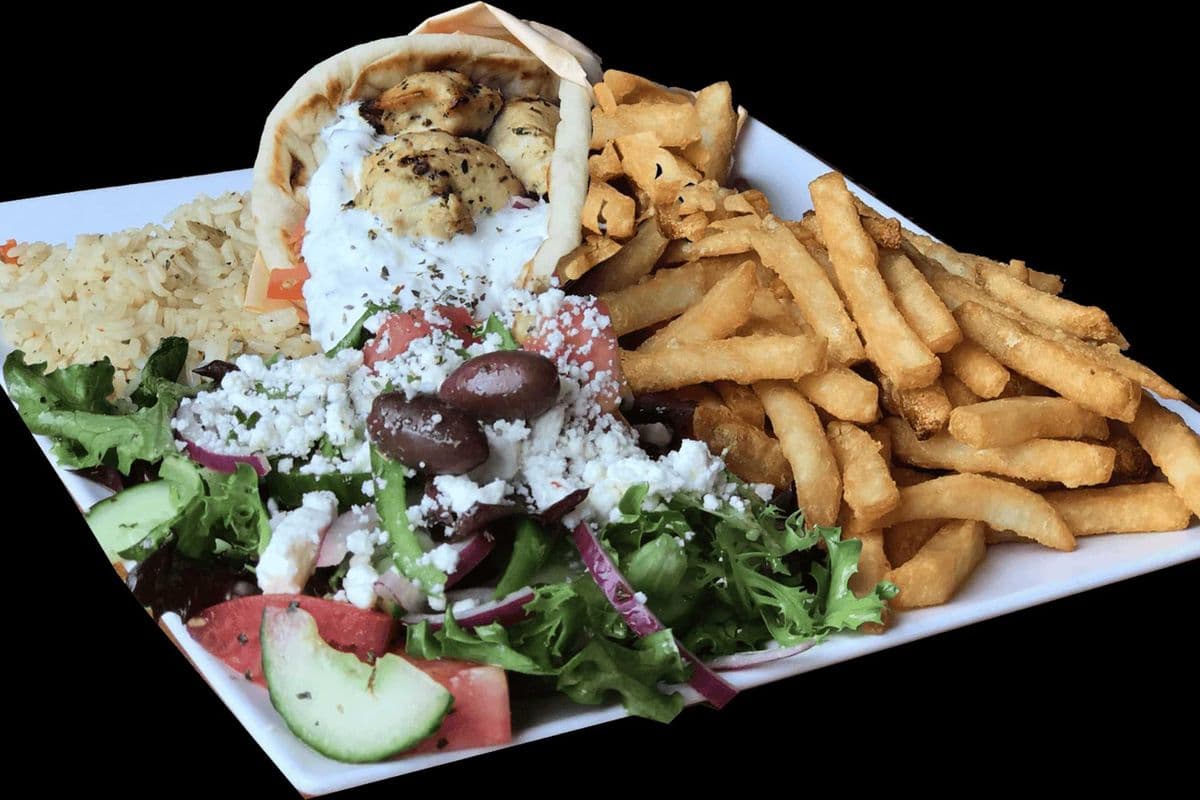 CHICKEN SOUVLAKI PITA PLATE