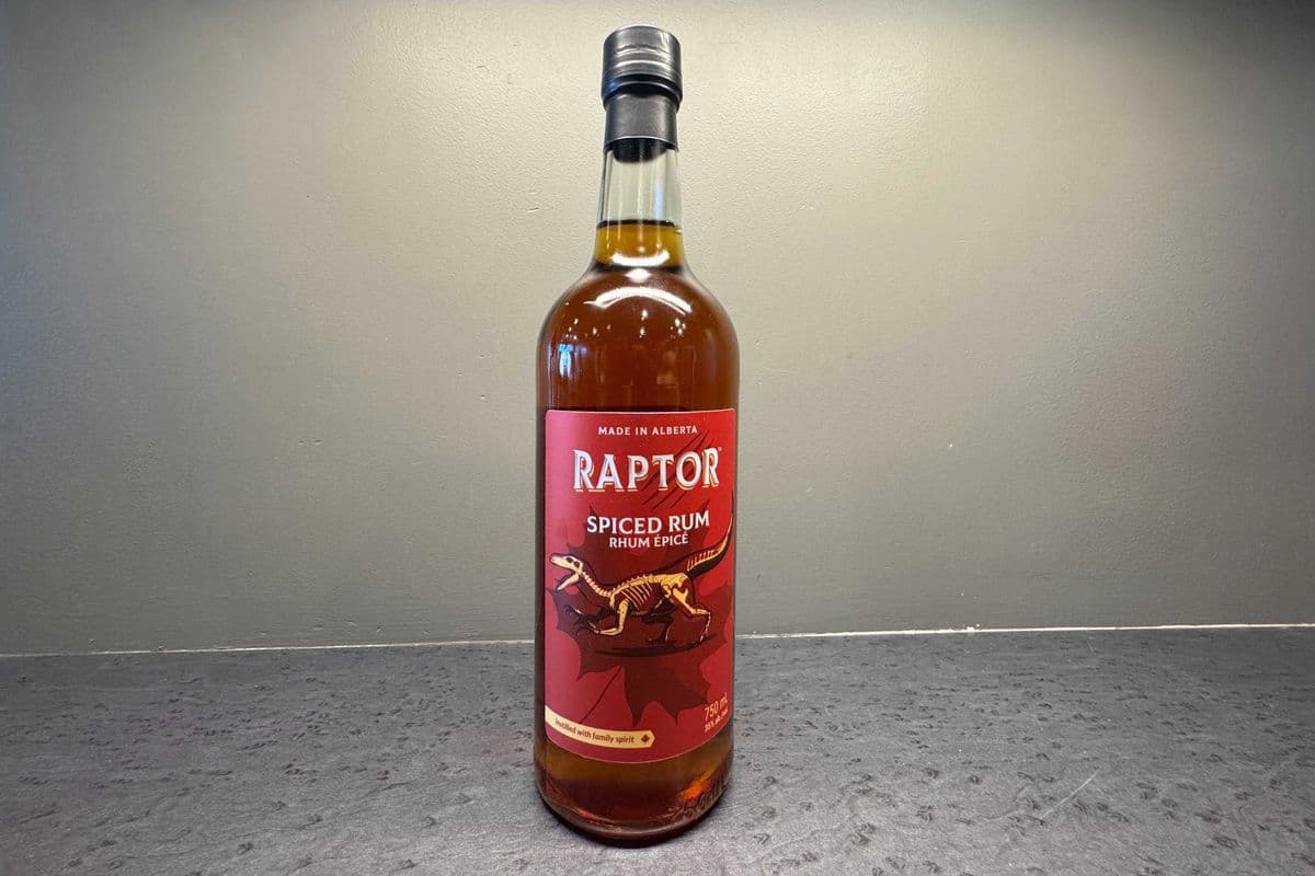 RAPTOR SPICED RUM 750ML BTL (1 x 750 ml)
