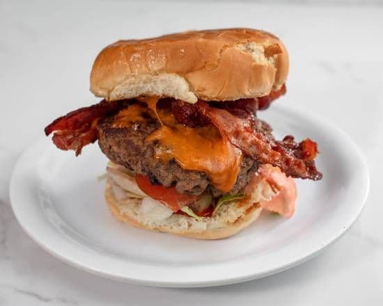 Cheeseburger with Bacon / Cheeseburger avec Bacon