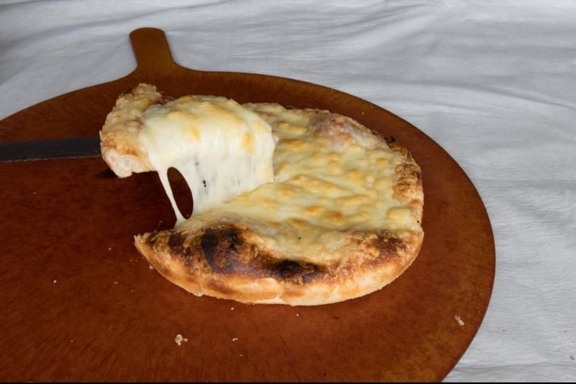 8" Small Cheesy Cheese Pizza