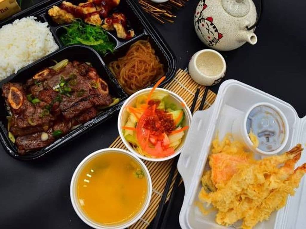 B05 Kalbi Dinner Bento