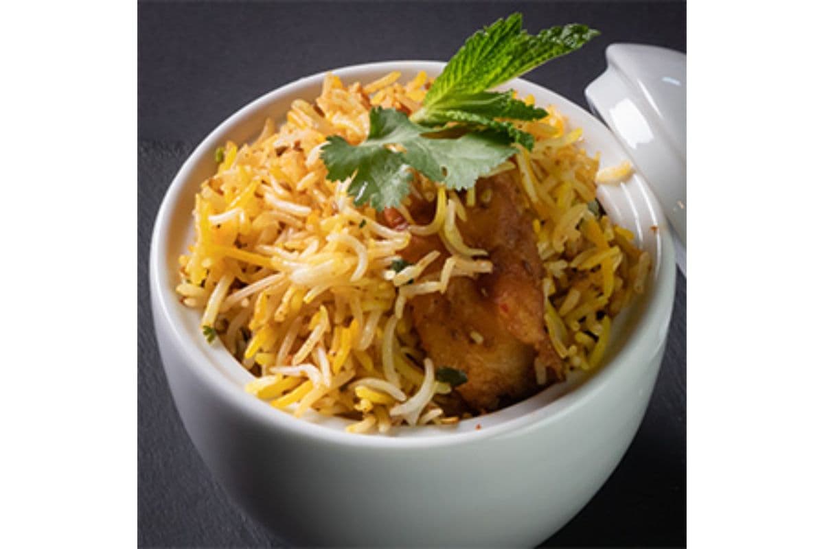 Veg Biryani with Raita