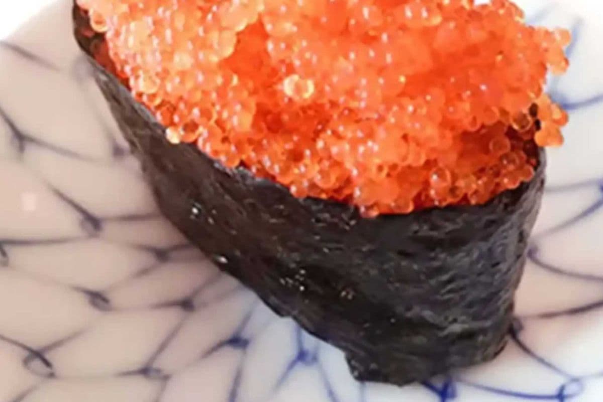 89. Tobiko Nigiri