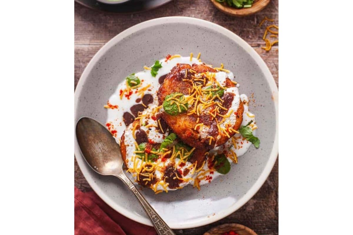 Aloo Tikki Chaat