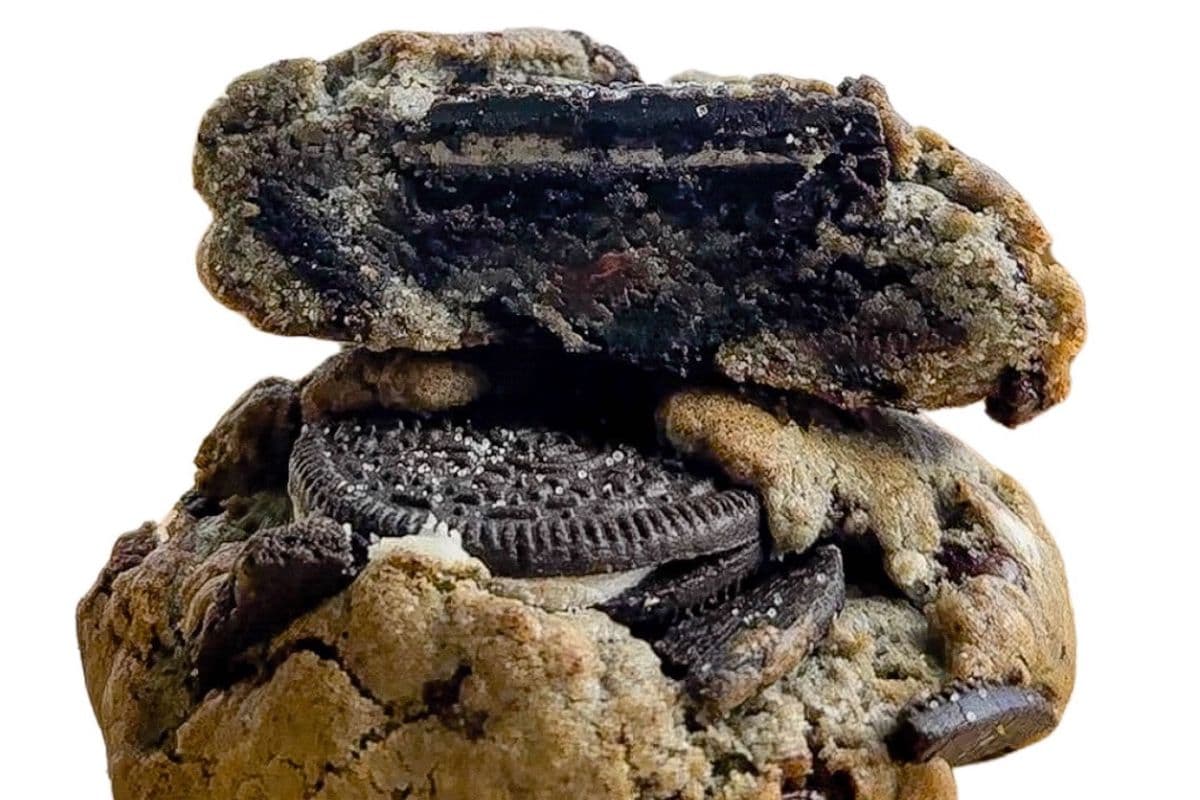 Charcoal Oreo Cookie