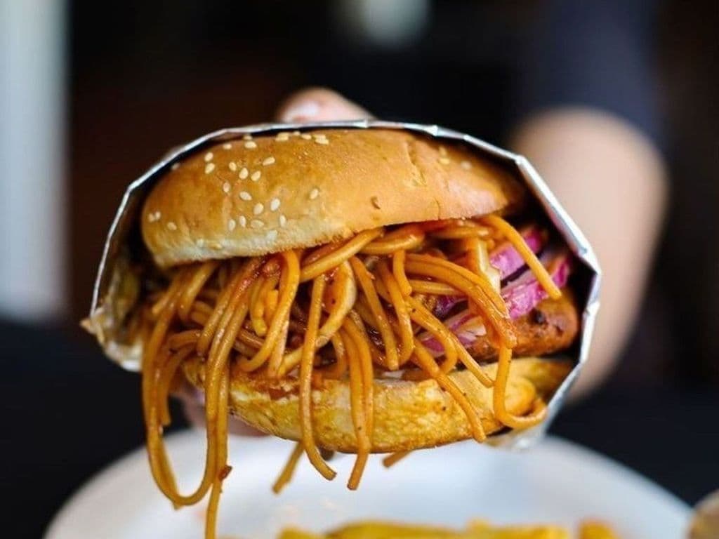 Noodle Burger