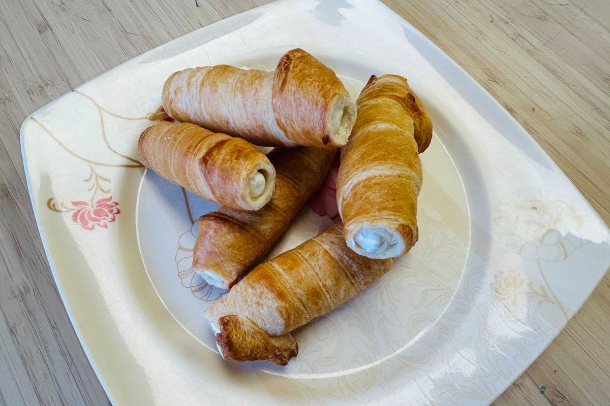 Cream Roll