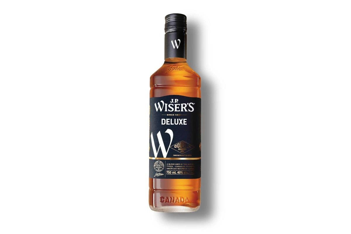 JP Wisers Deluxe (1 x 750 ml)