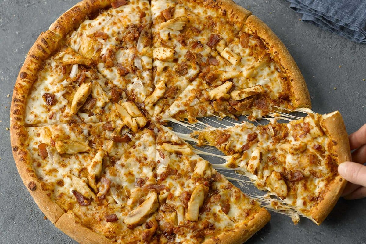 X-Large NY Style BBQ Chicken Bacon Pizza