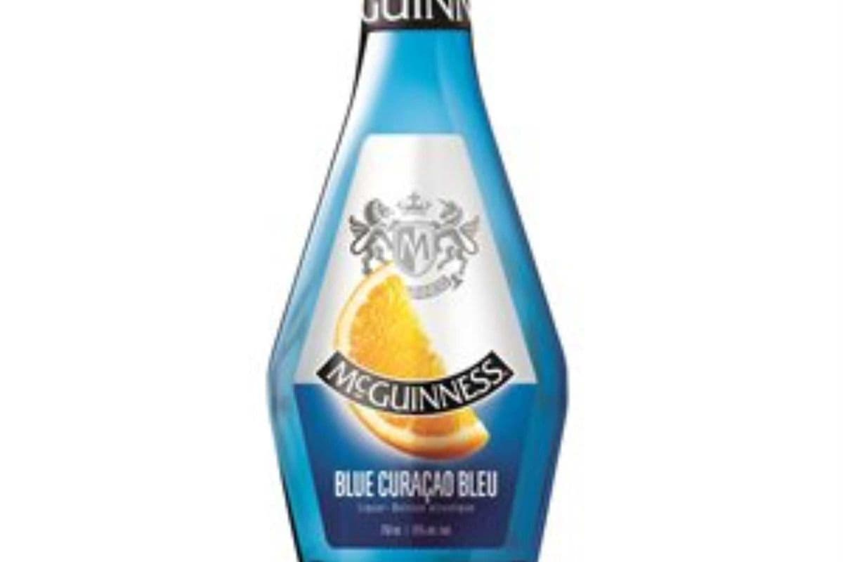 Blue Curacao mcguinness (1 x 750ml)