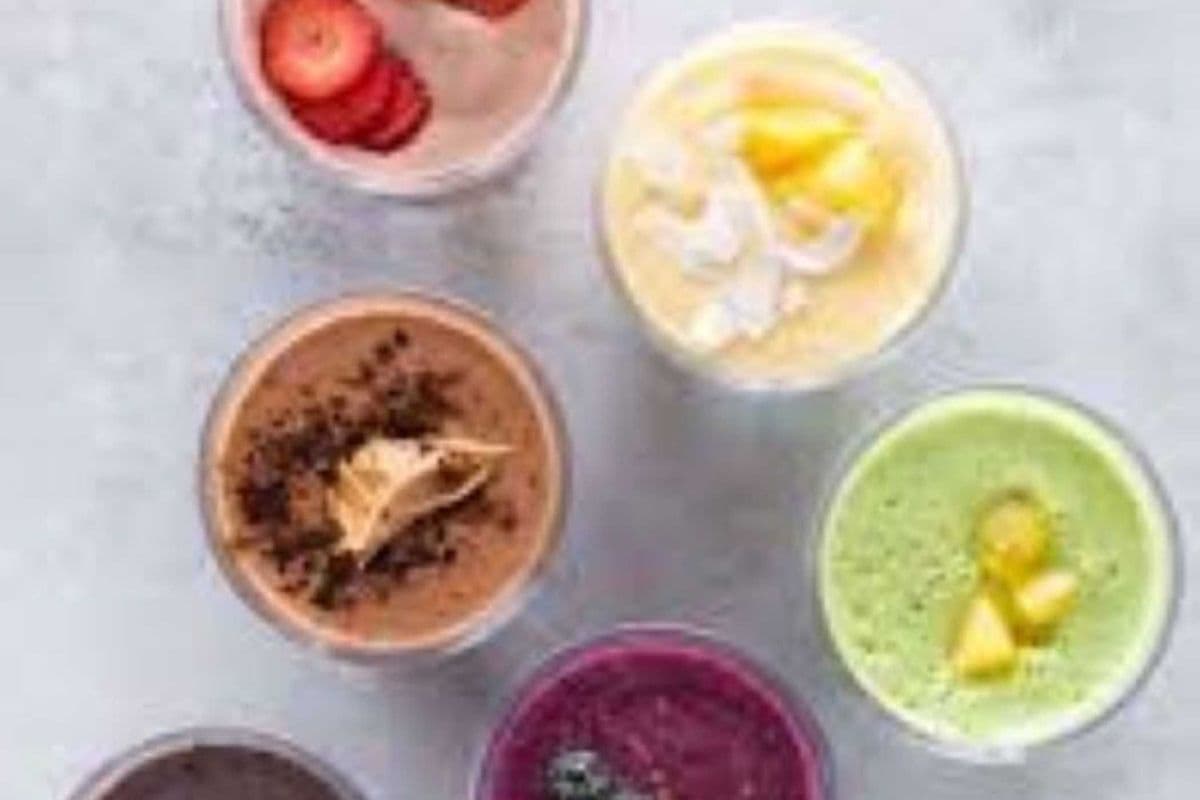 Matcha Collagen Smoothie (One Size) (24oz)