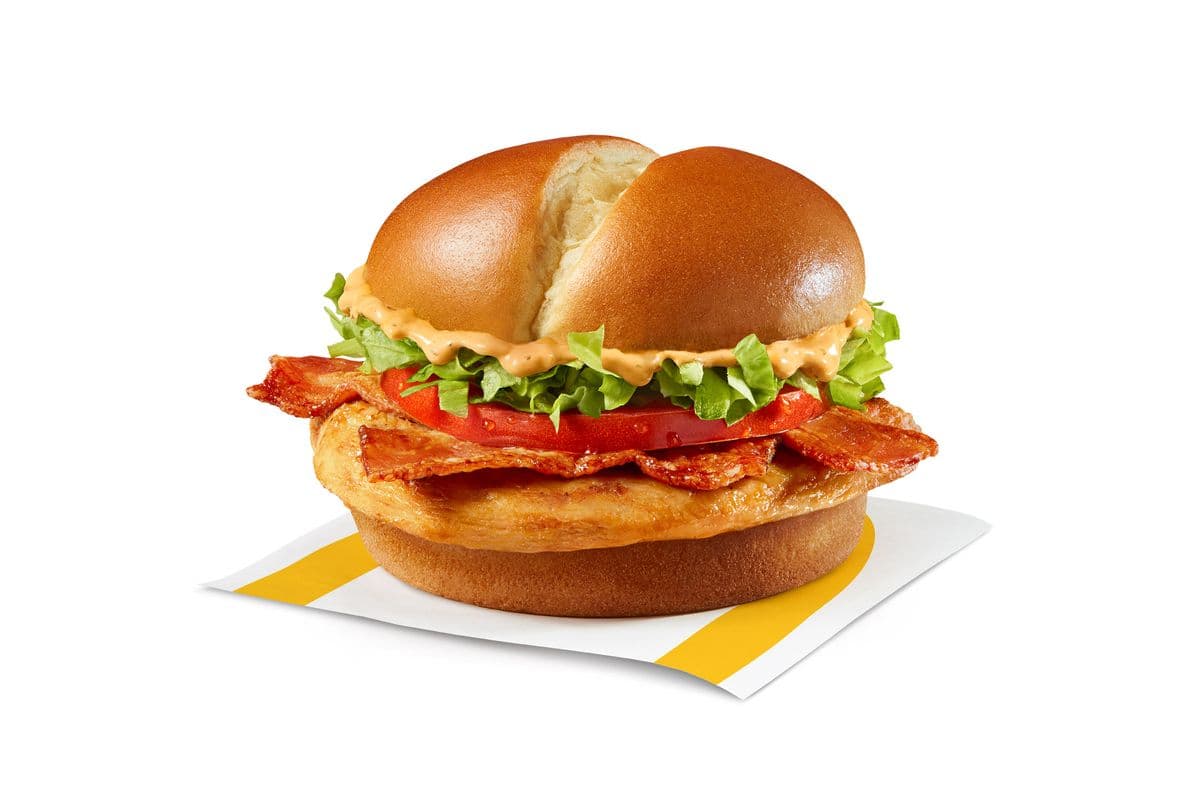 Spicy Bacon Deluxe Grilled Chicken Sandwich [450.0 Cals]
