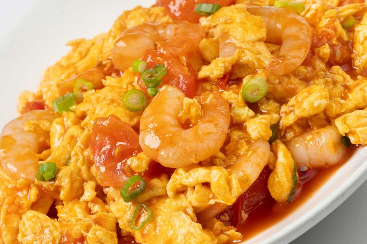 203 Scrambled Eggs w/Shrimps & Tomatoes 番茄蝦炒蛋