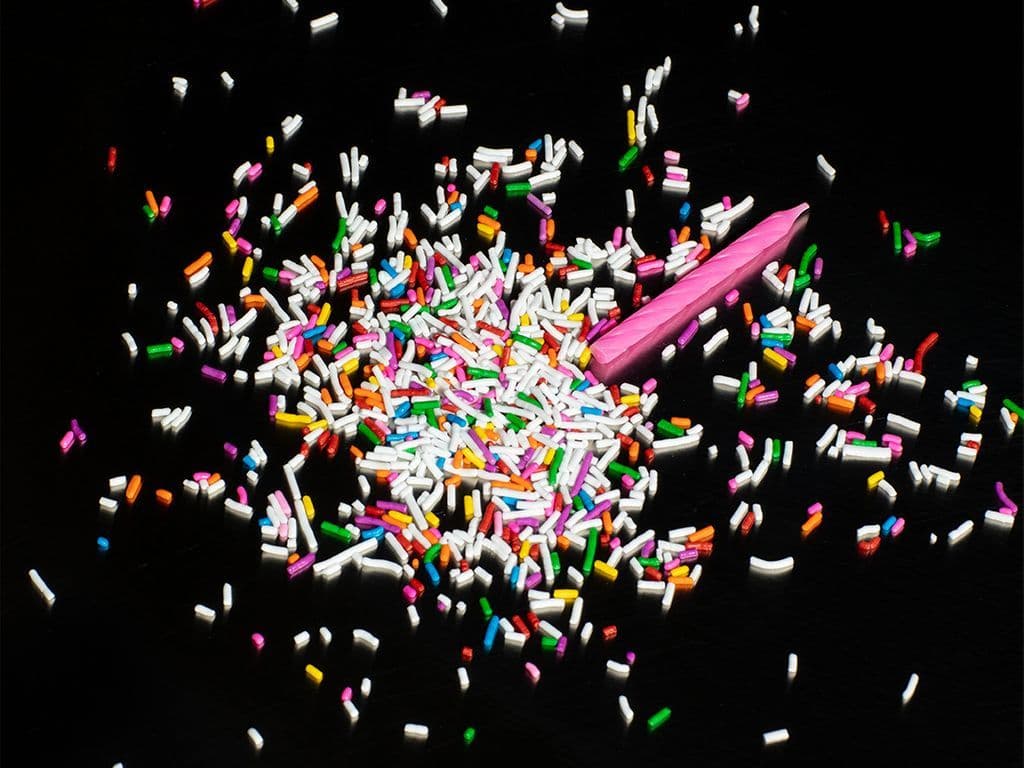CANDLE & SPRINKLES