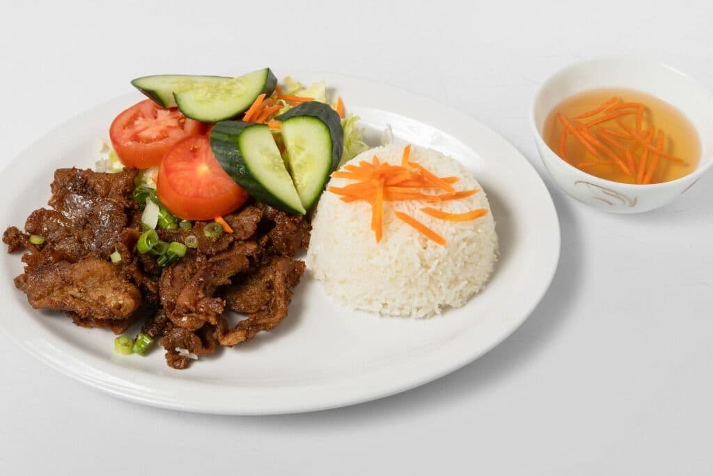 R1. Grilled Pork on Steamed Rice