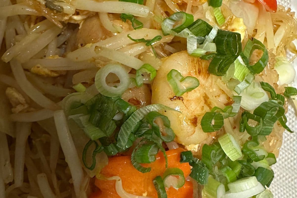 31.Singapore Noodles