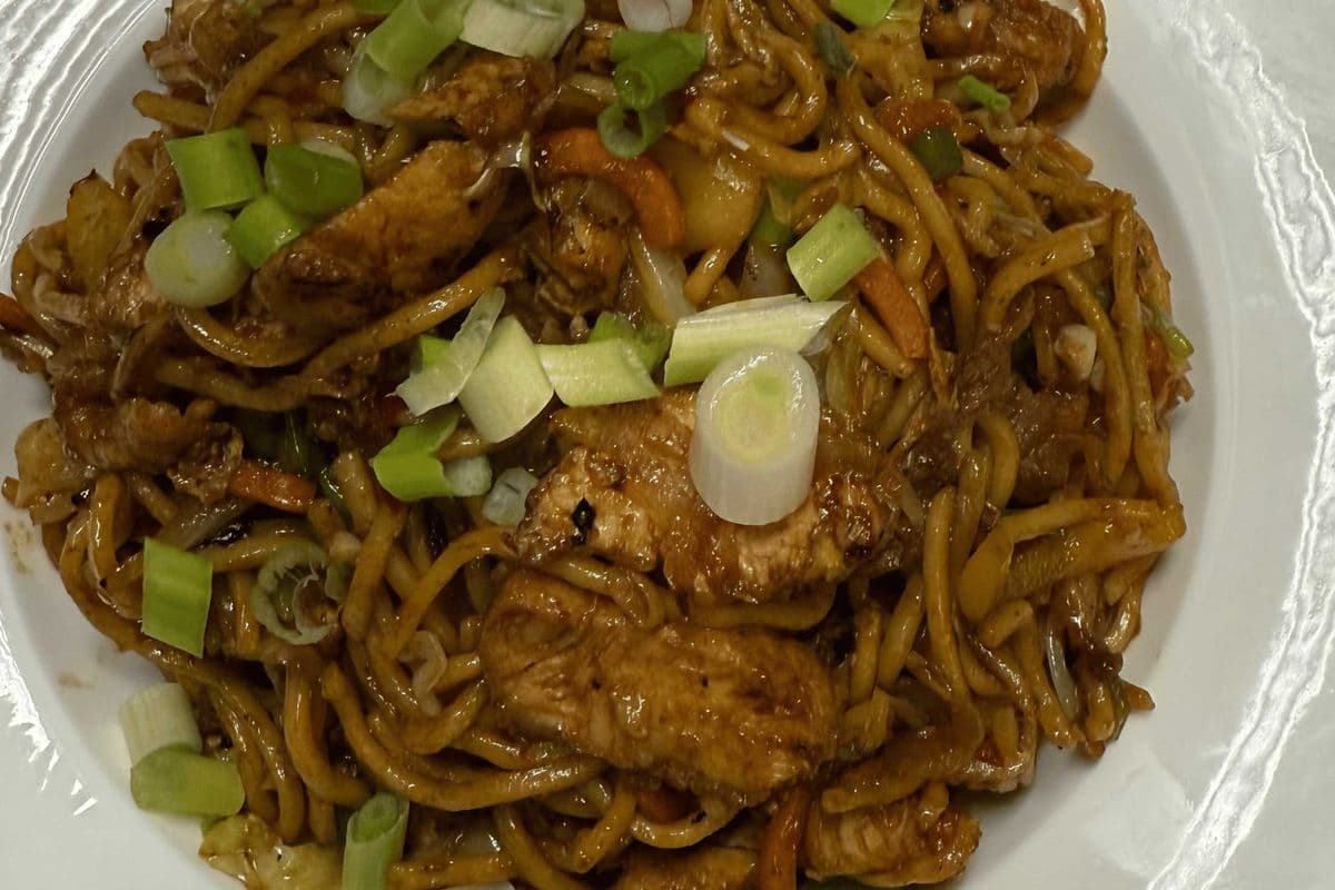 Chicken Chow Mein (Regular/Large)