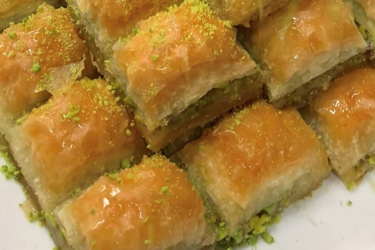 Turkish Baklava (4 pcs)