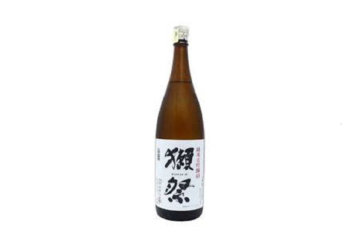 Dassai 45 Junmai Daiginjo Sake (1.8 L Bottle) (1 x 1.8 L)